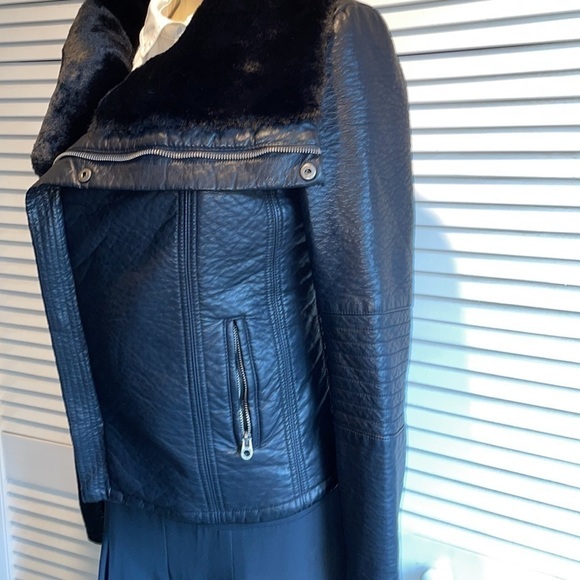 Members Only Vegan Faux Leather Grey Zip
Up Moto Jacket size M - Picture 4 of 8